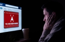 Ochrona przed cyberatakami: Proaktywne strategie dla bezpieczeństwa Twojej firmy