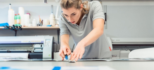 Personalizowane materiały reklamowe – jak zwiększają skuteczność promocji?