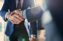 Jak efektywnie planować i przeprowadzać spotkania z klientami w biurze serwisowanym