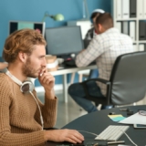 Jak znaleźć najlepszą firmę do outsourcingu IT w Warszawie?