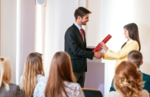 Mentoring Essentials™ – kiedy coaching to za mało, a mentoring daje więcej?