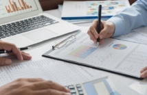 Obsługa ryczałtu a pełna księgowość – co wybrać?