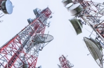 Drony w telekomunikacji – jak pomagają w budowie sieci?